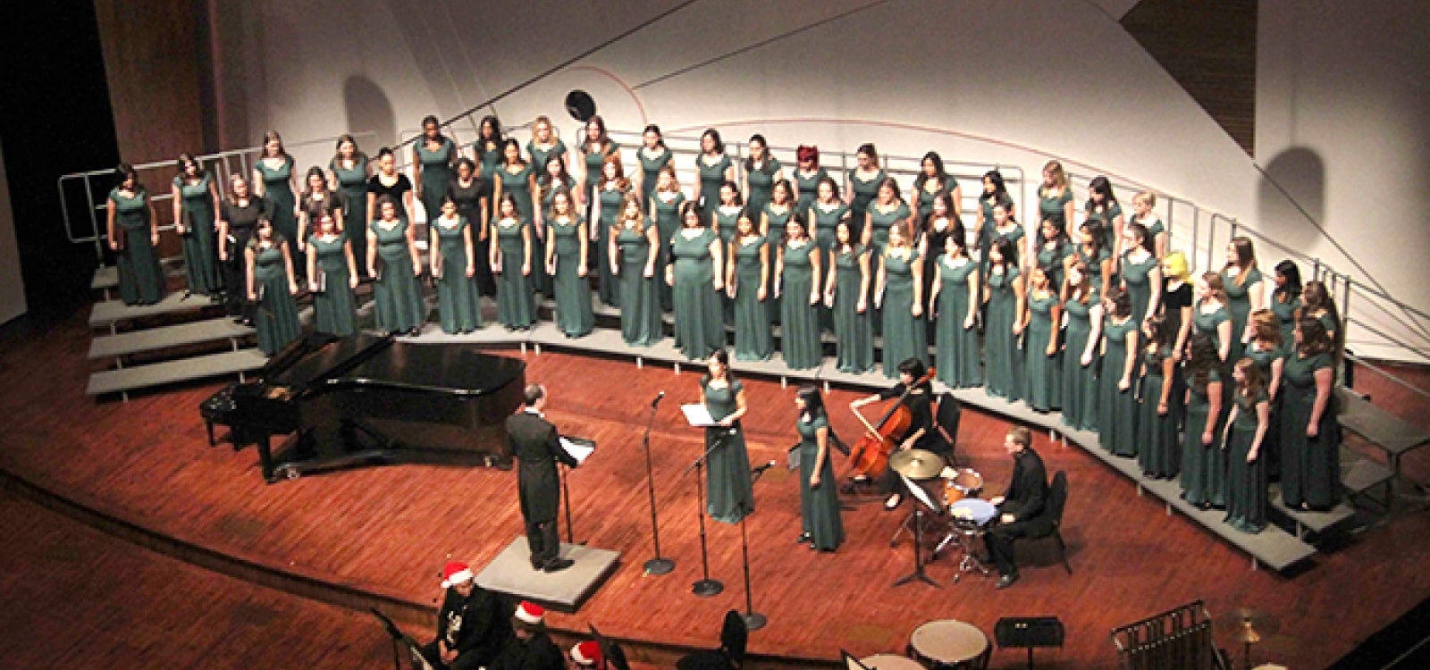 Cal Poly choir Cantabile in concert over the winter holidays