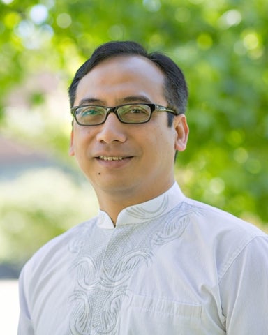 Portrait of professor Taufik