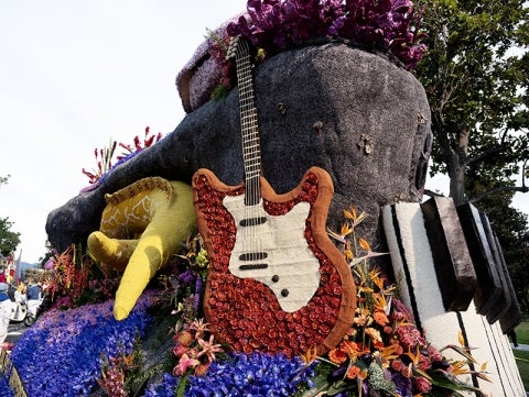 Rear of Shock n Roll showing second guitar the keyboard and an eel