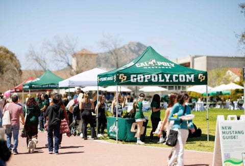 Cal Poly studernt booths set up on campus near the University Union plaza
