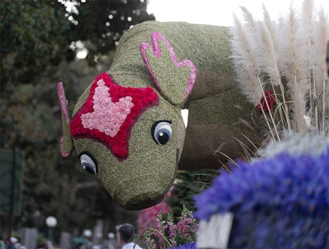 Nessies head on Cal Poly Universities 2025 Rose Float entry Nessies Lakeside Laughs